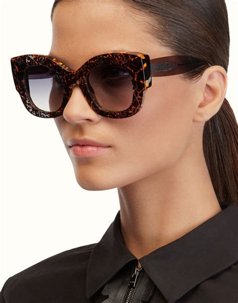 lentes fendi mujer cuadrados|Lentes de Sol Fendi .